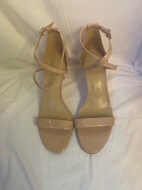 MICHAEL KORS Simone Patten Leather Heel Sandals in Tan, Women's  Size 9M